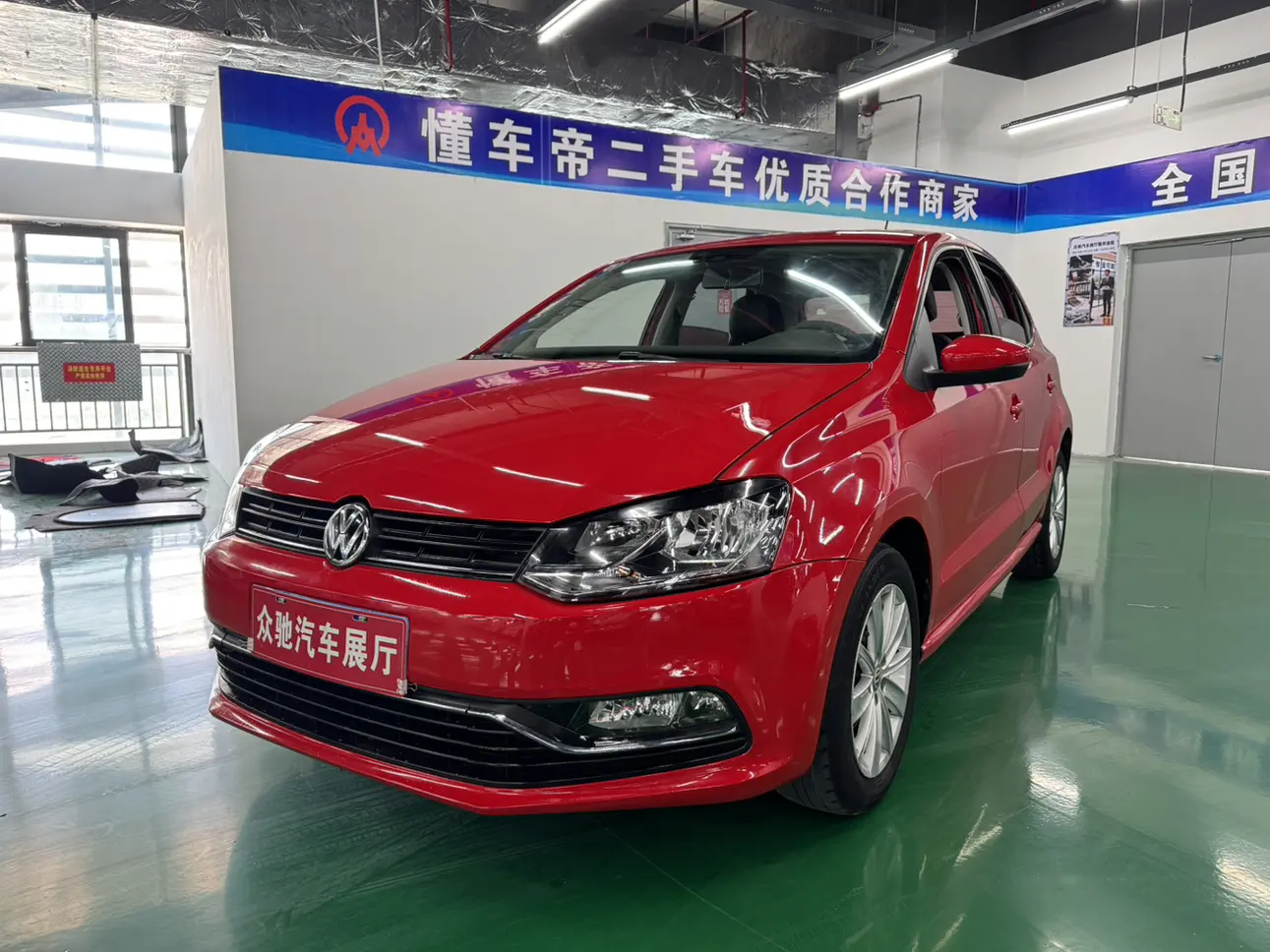 Volkswagen Polo  из Китая