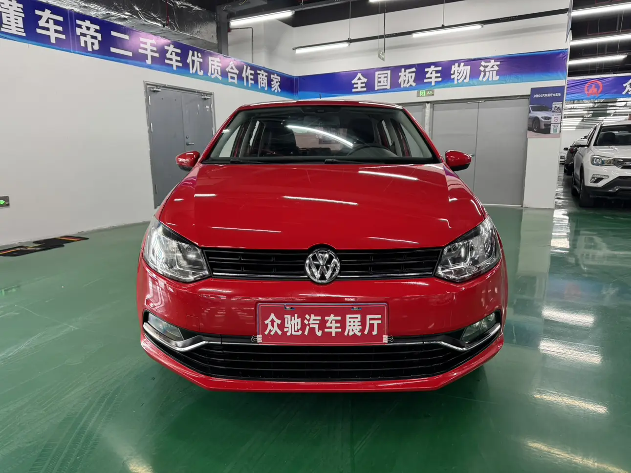 Volkswagen Polo  из Китая