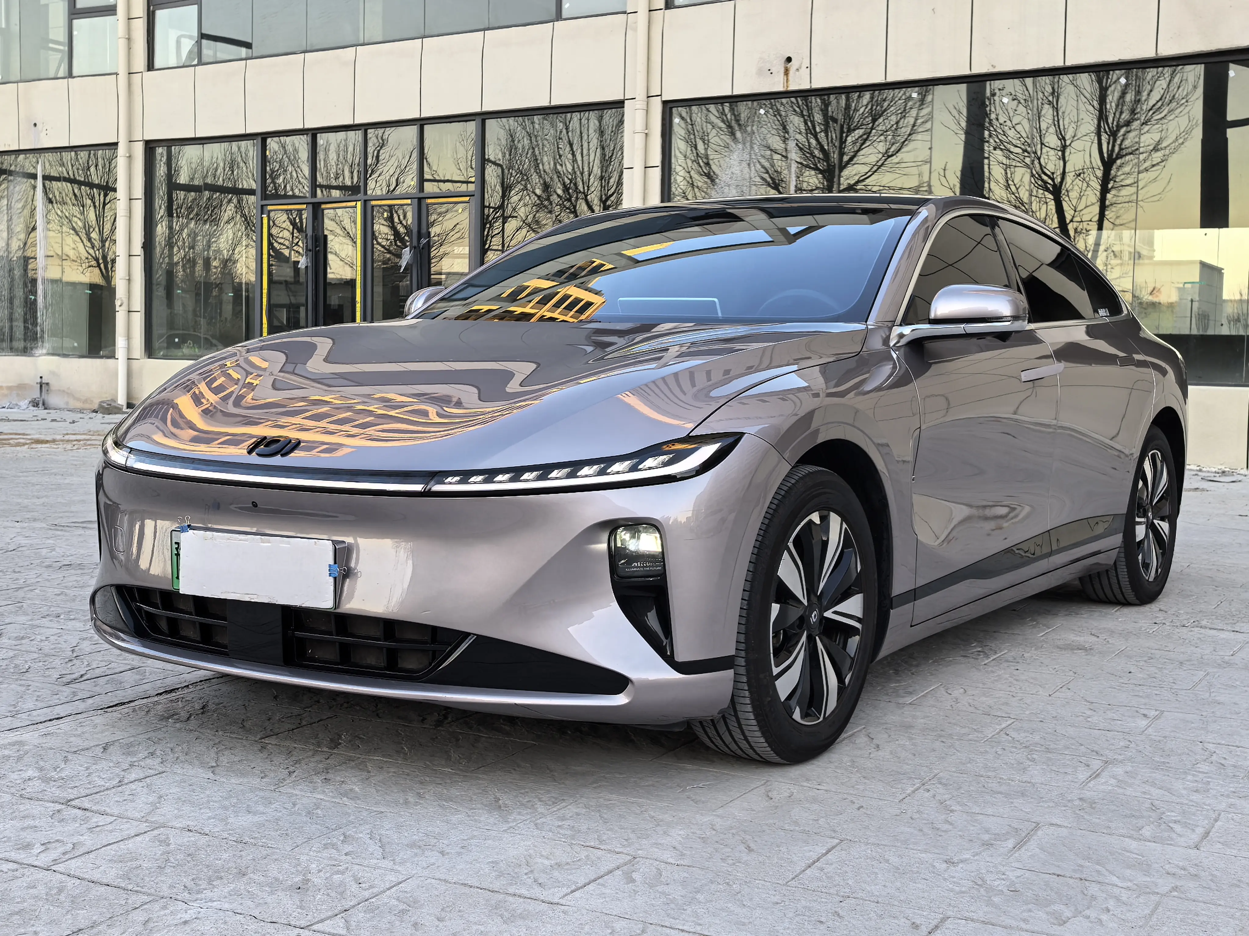 Changan Qiyuan A07  из Китая