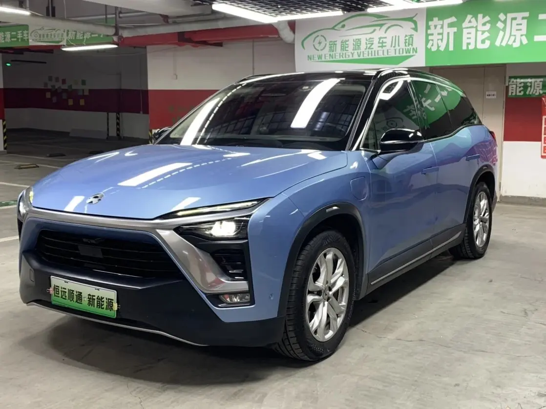 NIO ES8  из Китая
