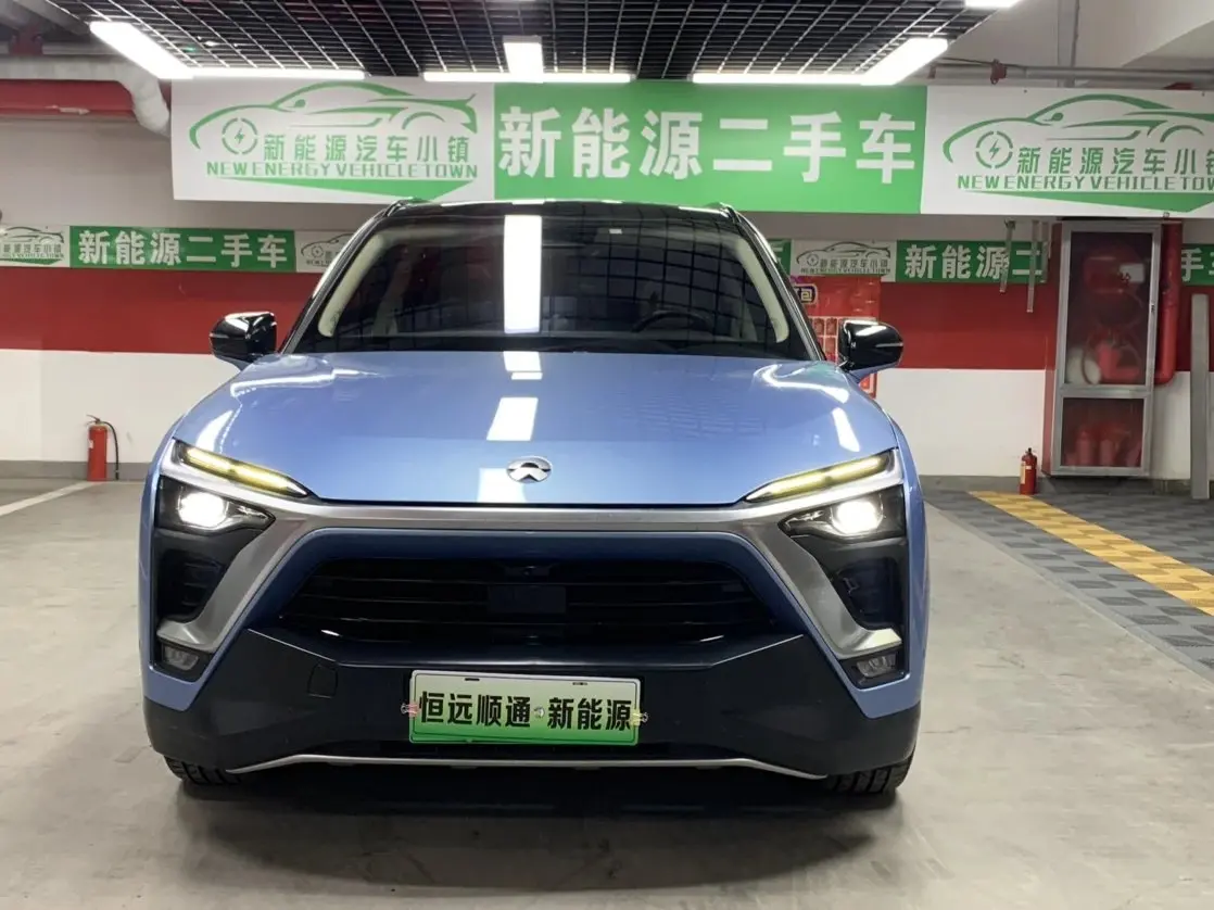 NIO ES8  из Китая