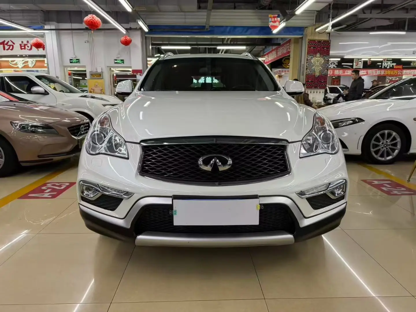 Infiniti QX50  из Китая