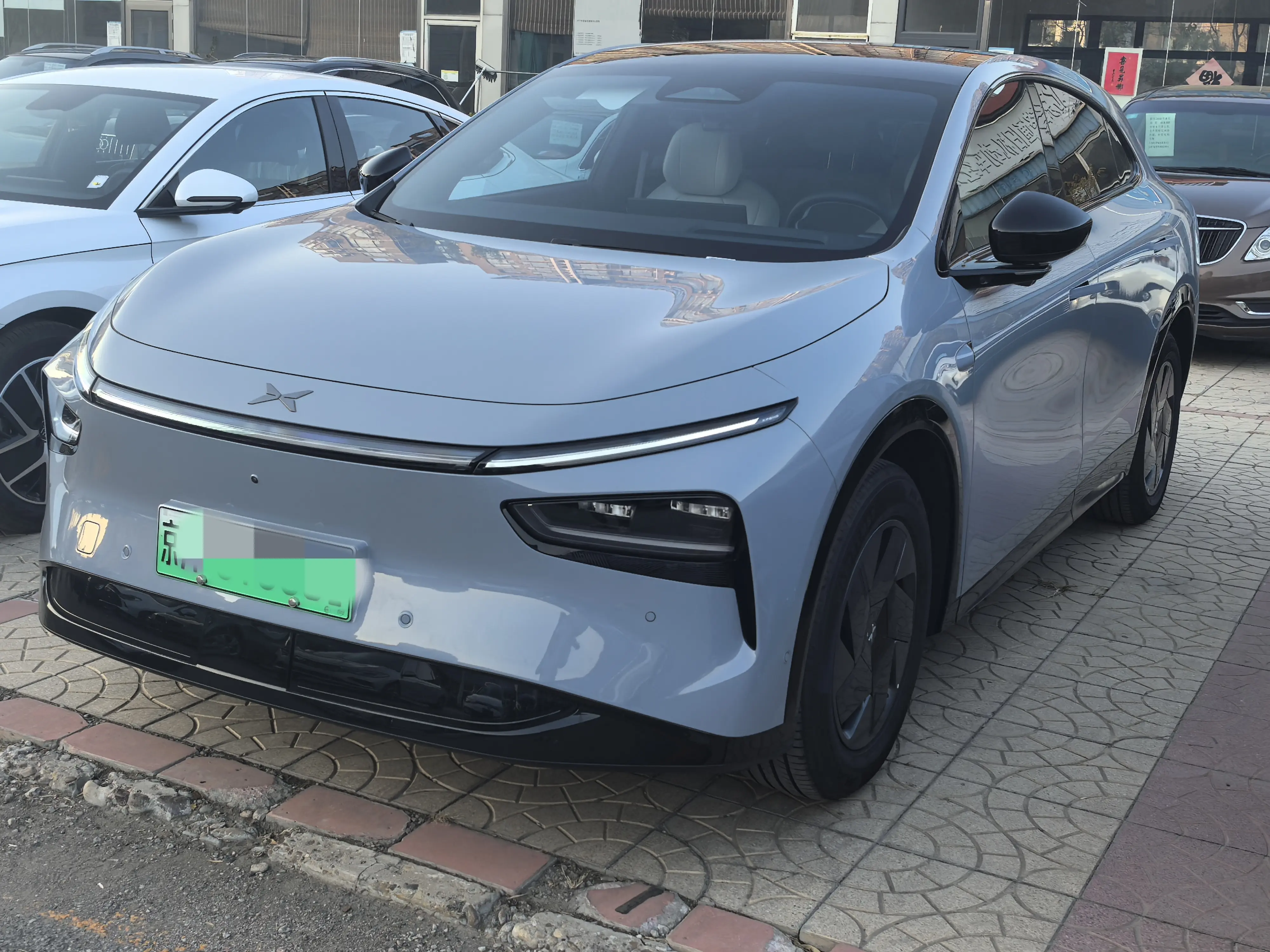 Xpeng G7  из Китая