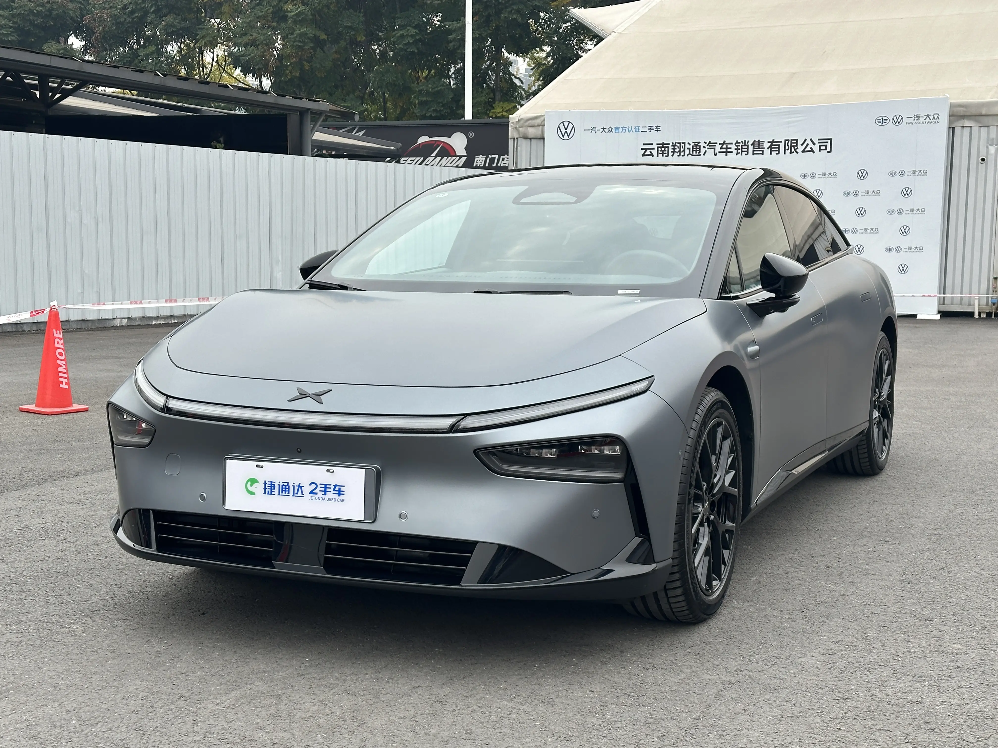 Xpeng P7+  из Китая