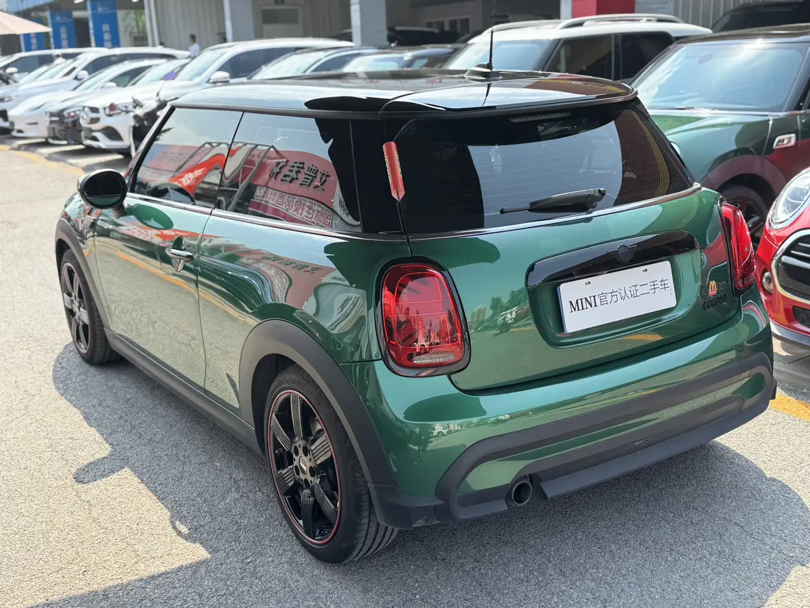 MINI 