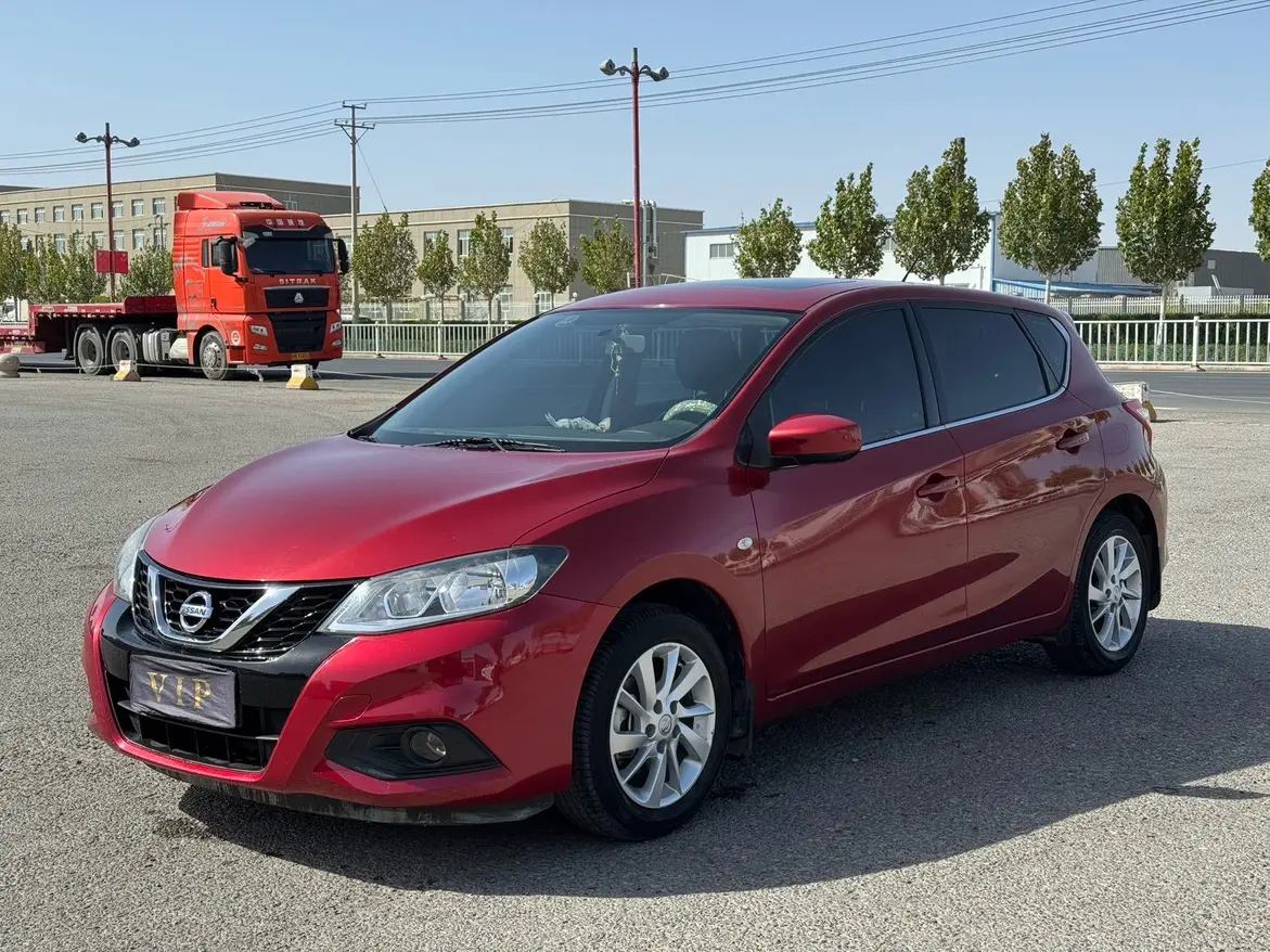 Nissan Tiida  из Китая
