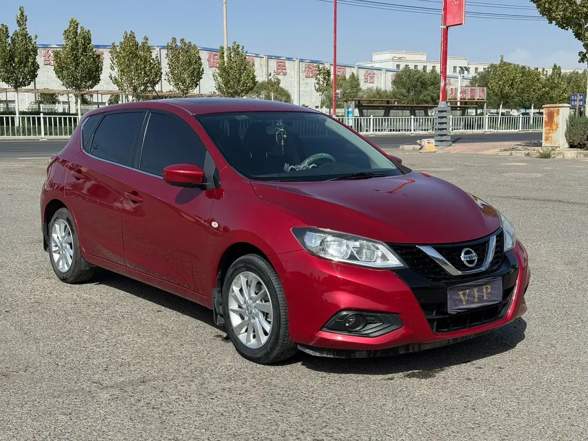 Nissan Tiida  из Китая