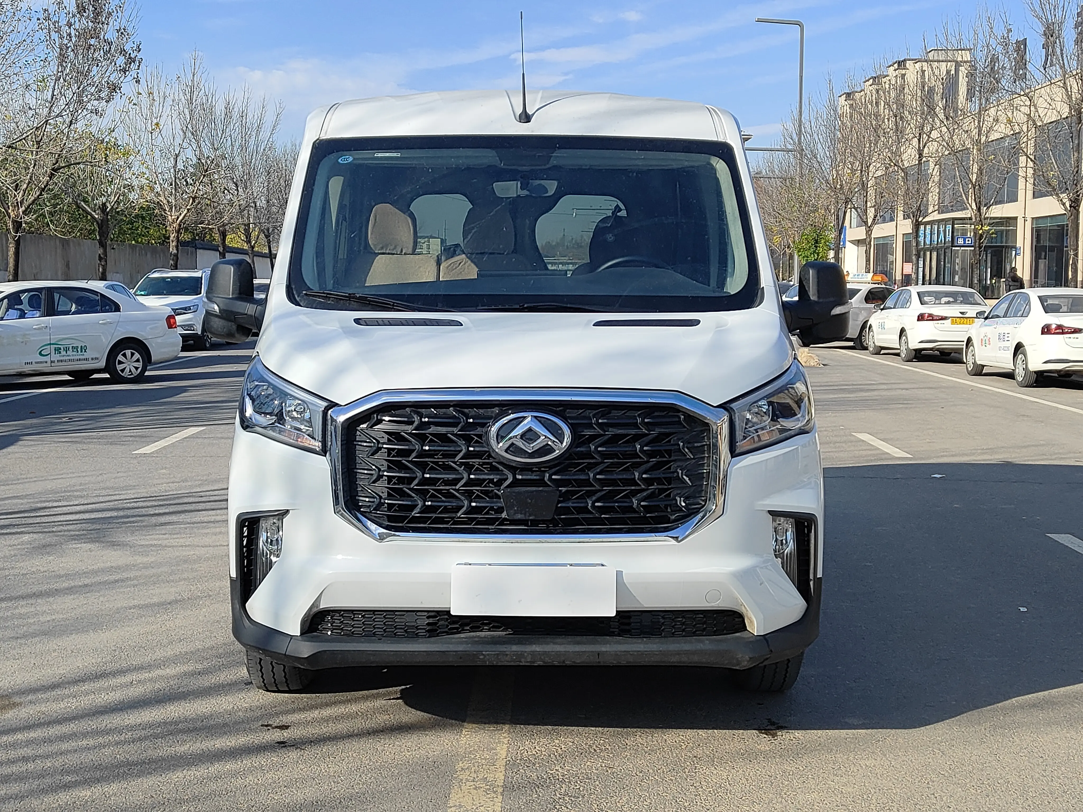 Datong Xintu V90  из Китая