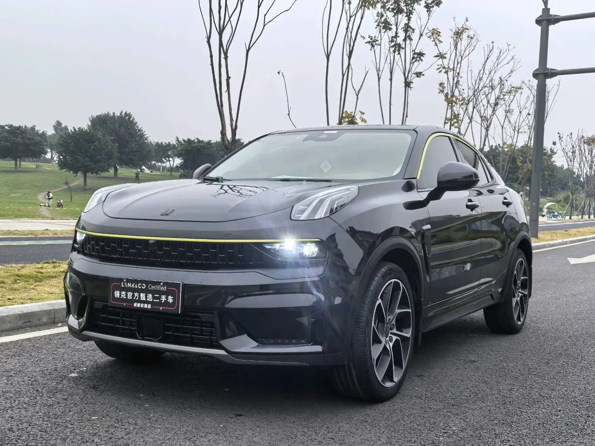 Lynk & Co 05