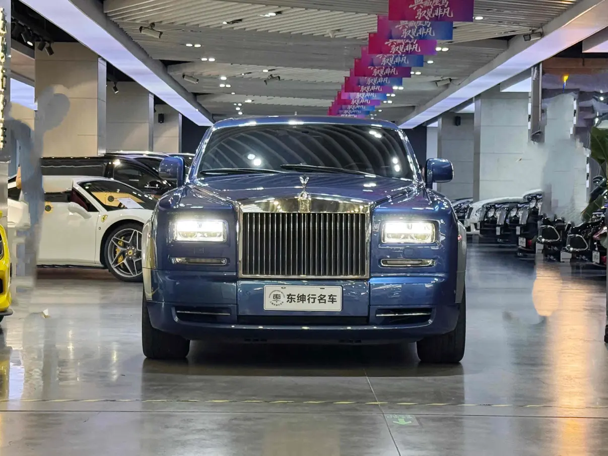 Rolls Royce Phantom  из Китая