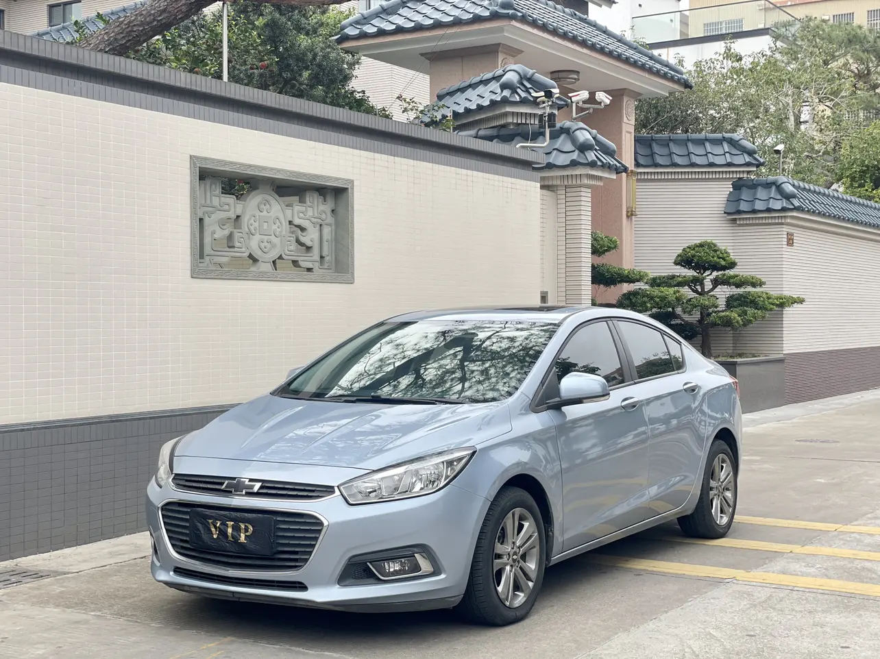 Chevrolet Monza (Cruze)  из Китая