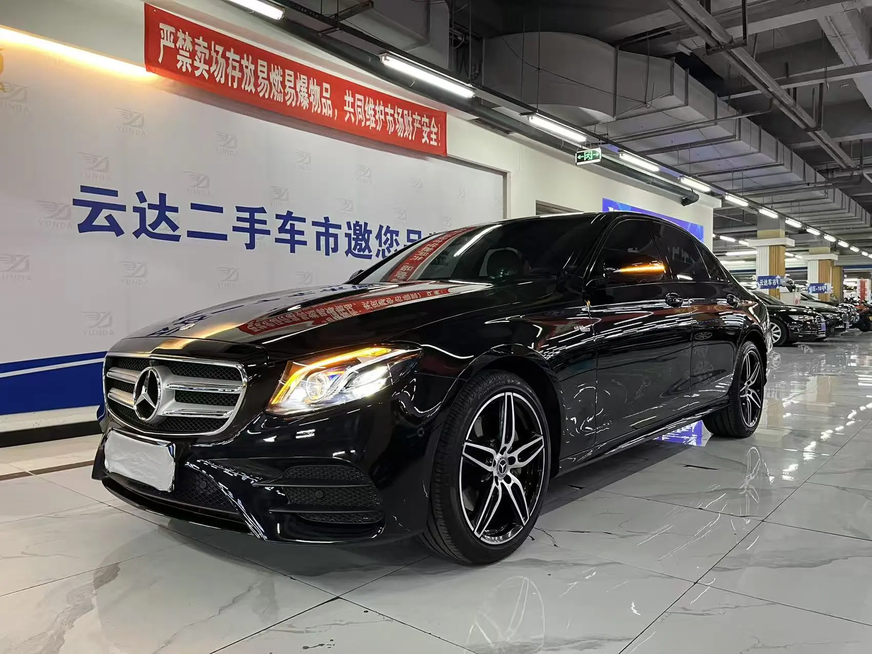 Mercedes-Benz E-Class  из Китая