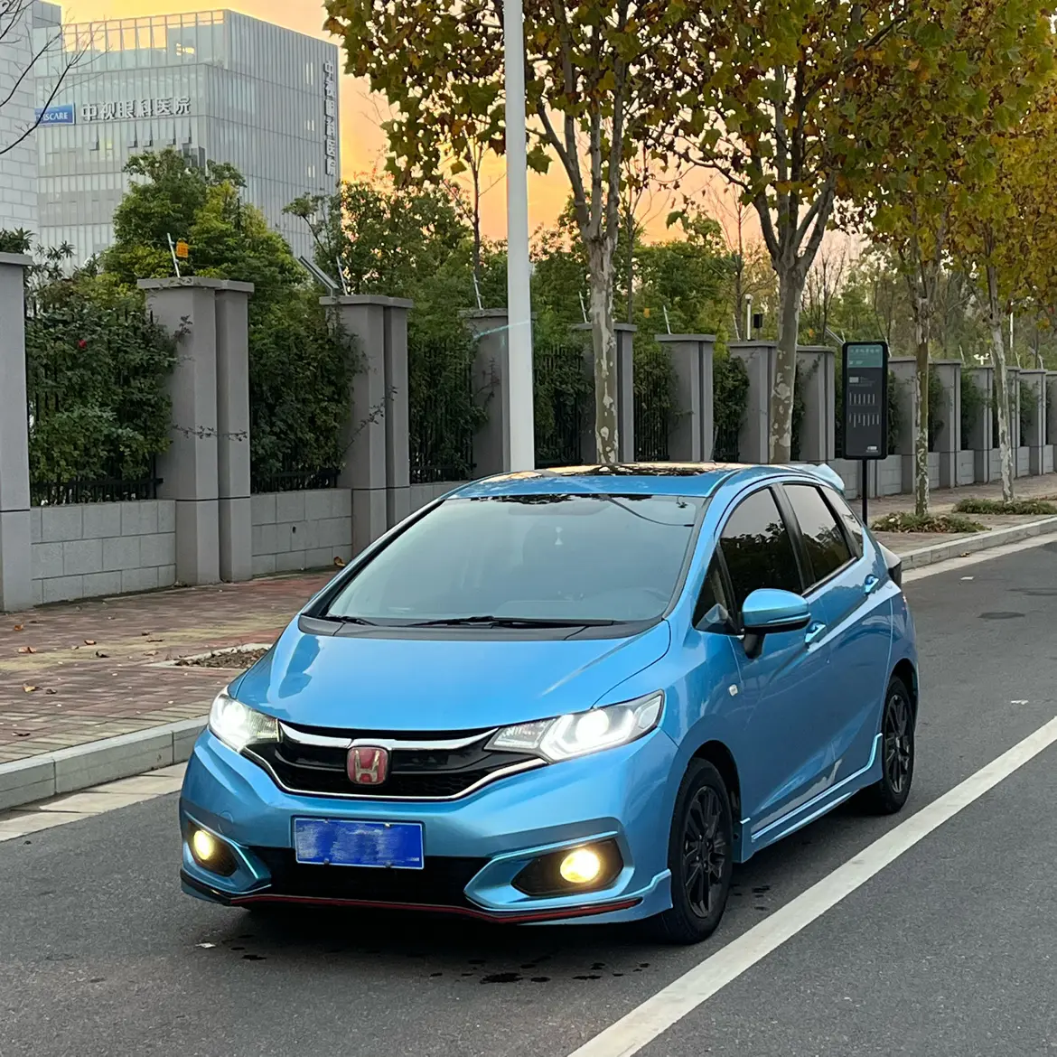 Honda Fit  из Китая