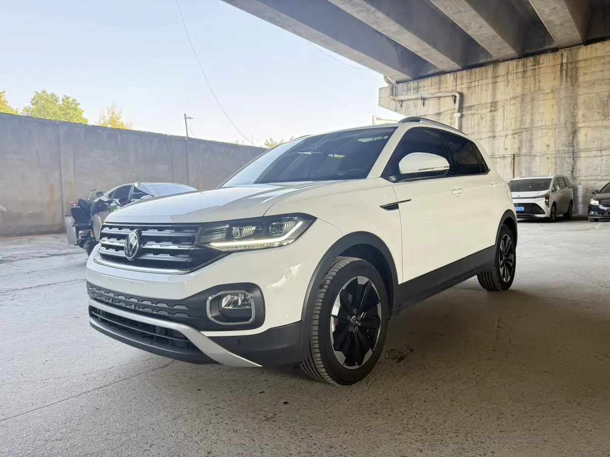 Volkswagen Explore the shadows  из Китая