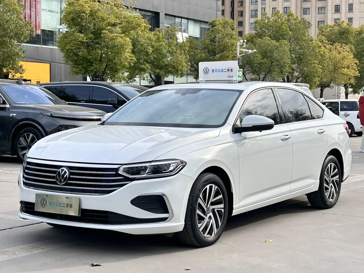Volkswagen Lavida  из Китая