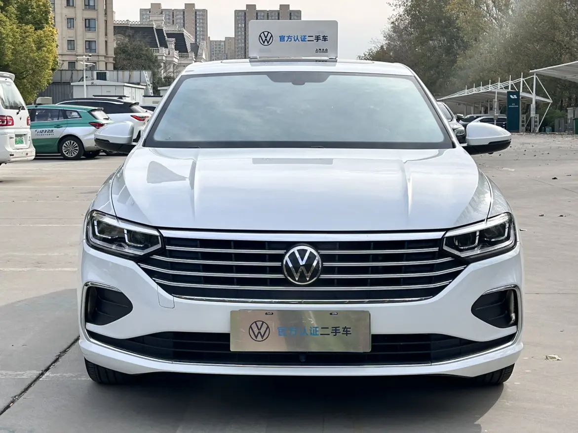 Volkswagen Lavida  из Китая