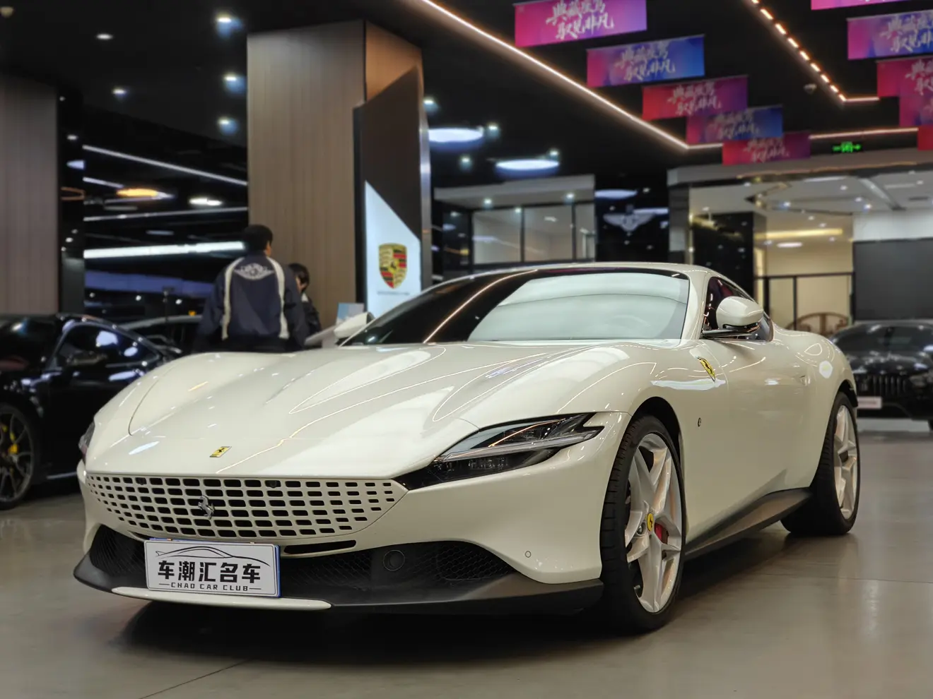 Ferrari Roma  из Китая