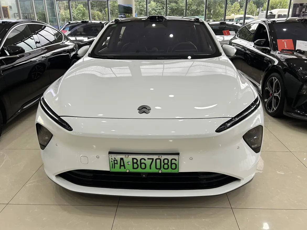 NIO ET7  из Китая