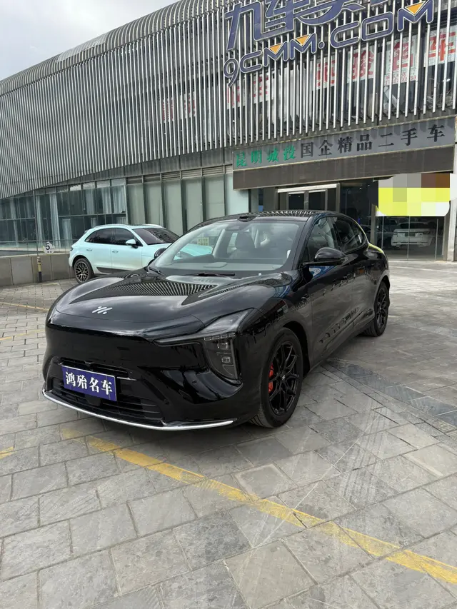 Zhiji LS6  из Китая