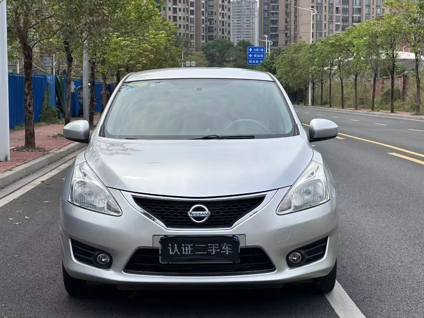 Nissan Tiida  из Китая