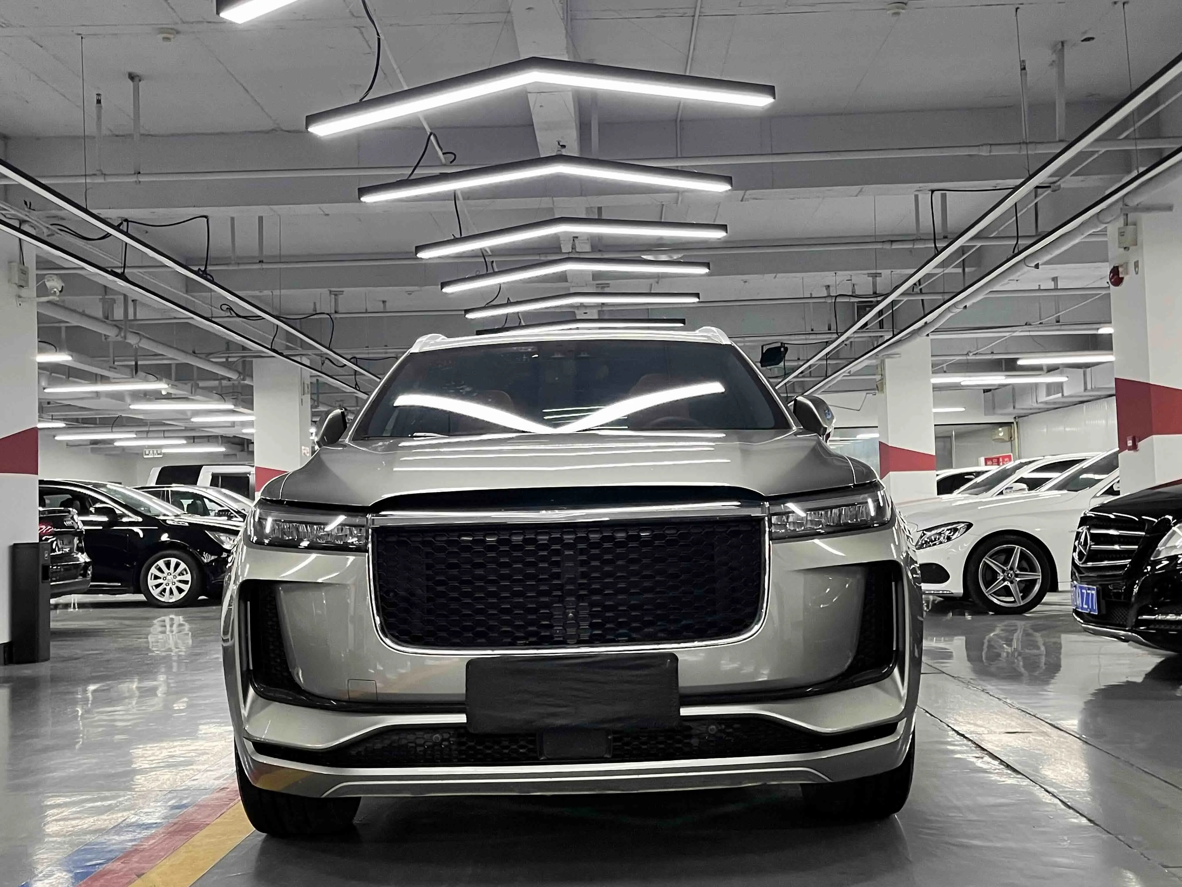 Li ONE (Ideal ONE)  из Китая