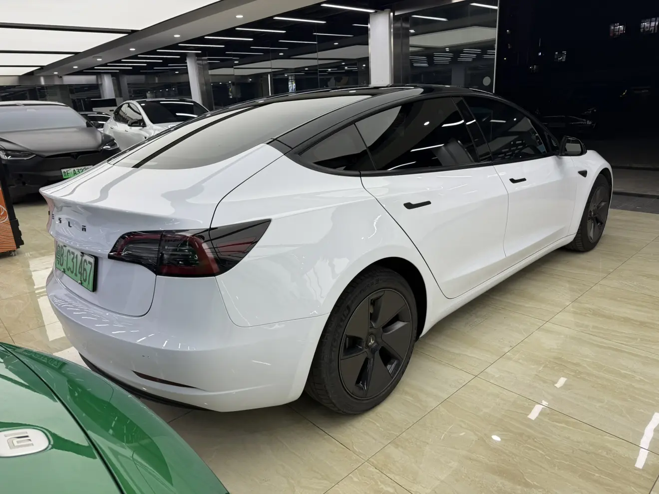 Tesla Model 3  из Китая