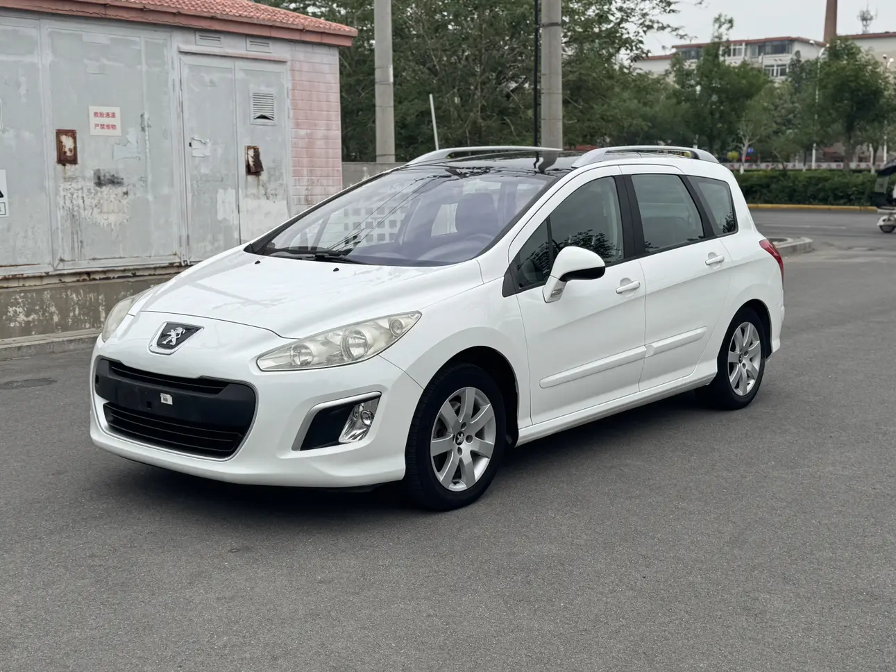 Peugeot 308  из Китая