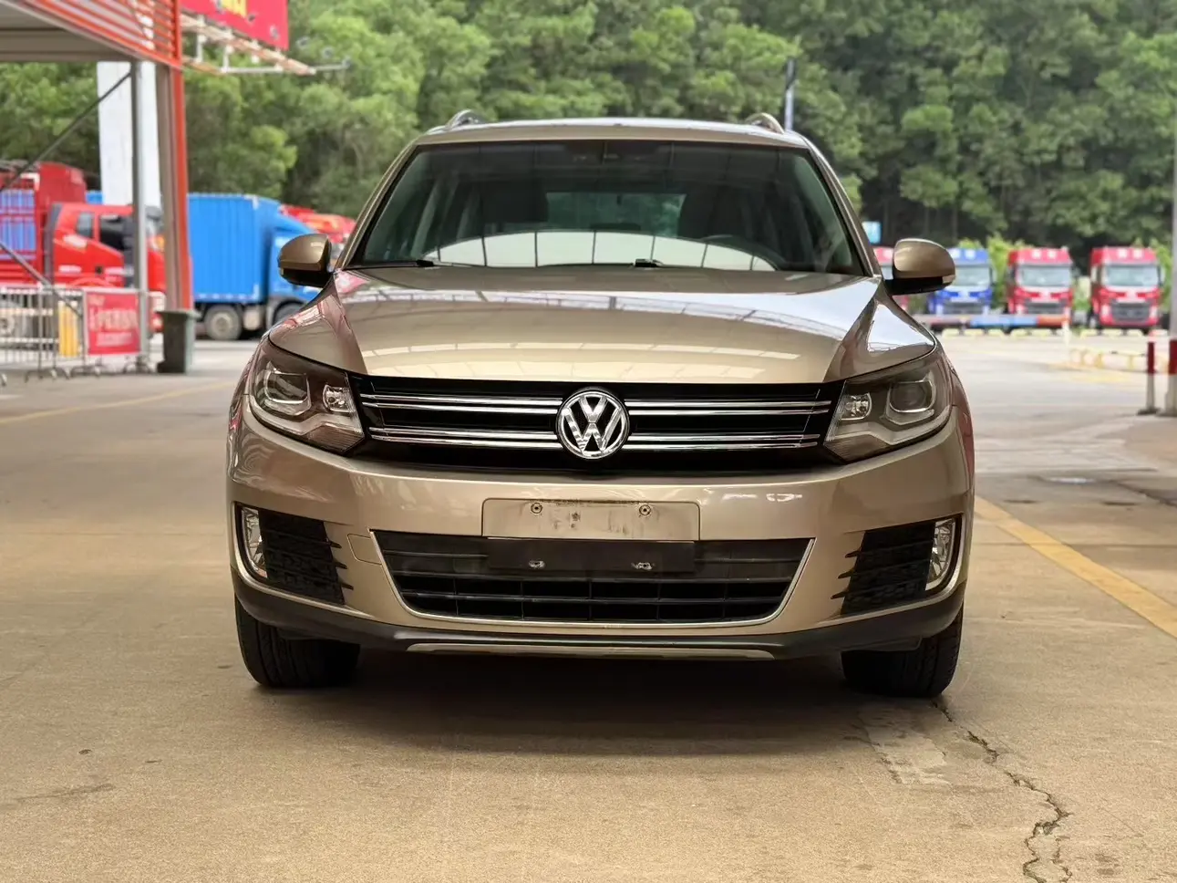 Volkswagen Tiguan  из Китая