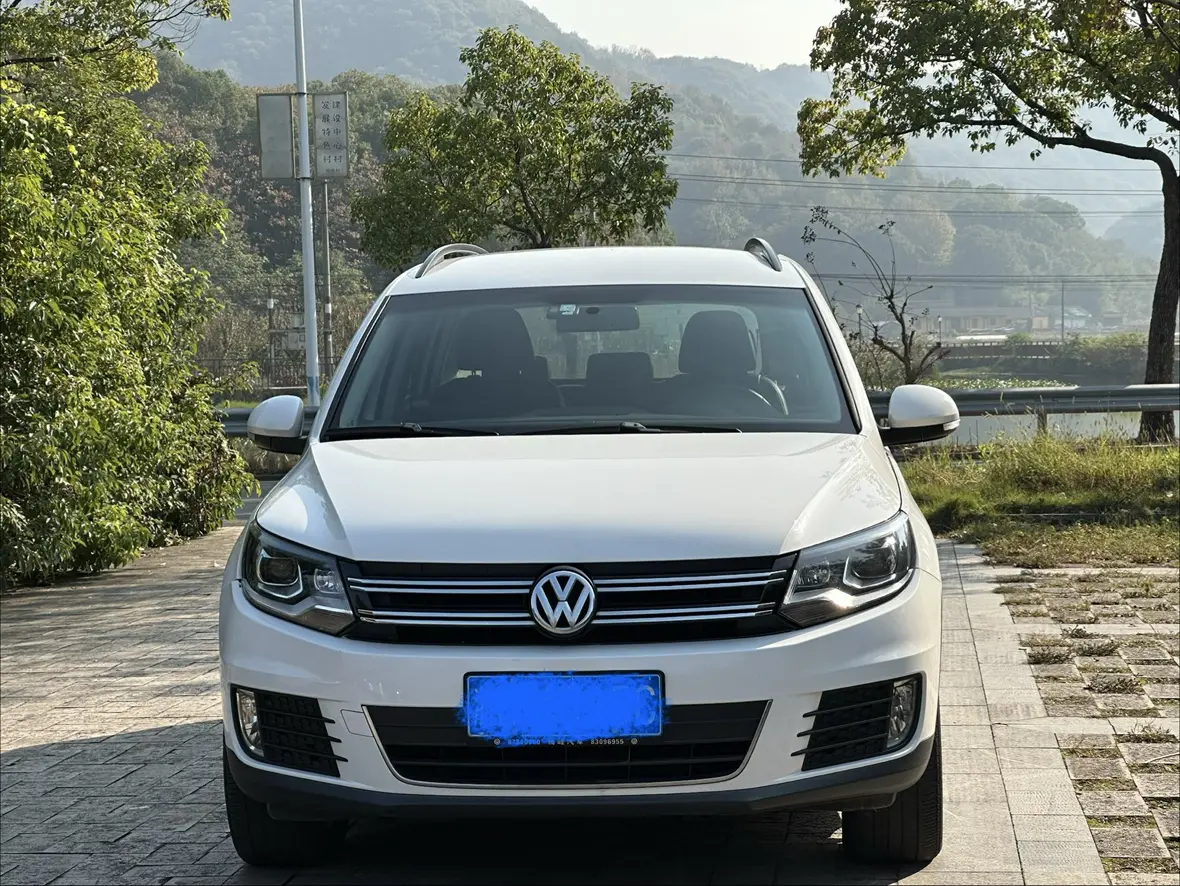 Volkswagen Tiguan  из Китая