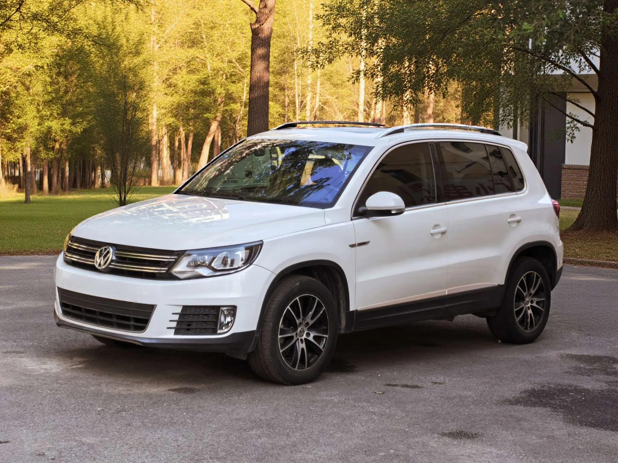 Volkswagen Tiguan  из Китая