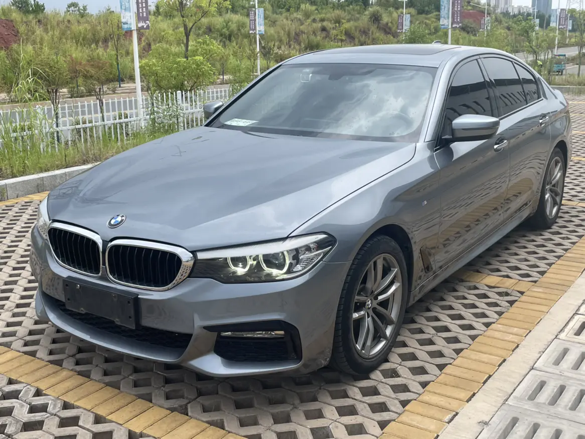 BMW 5 Series (imported)  из Китая