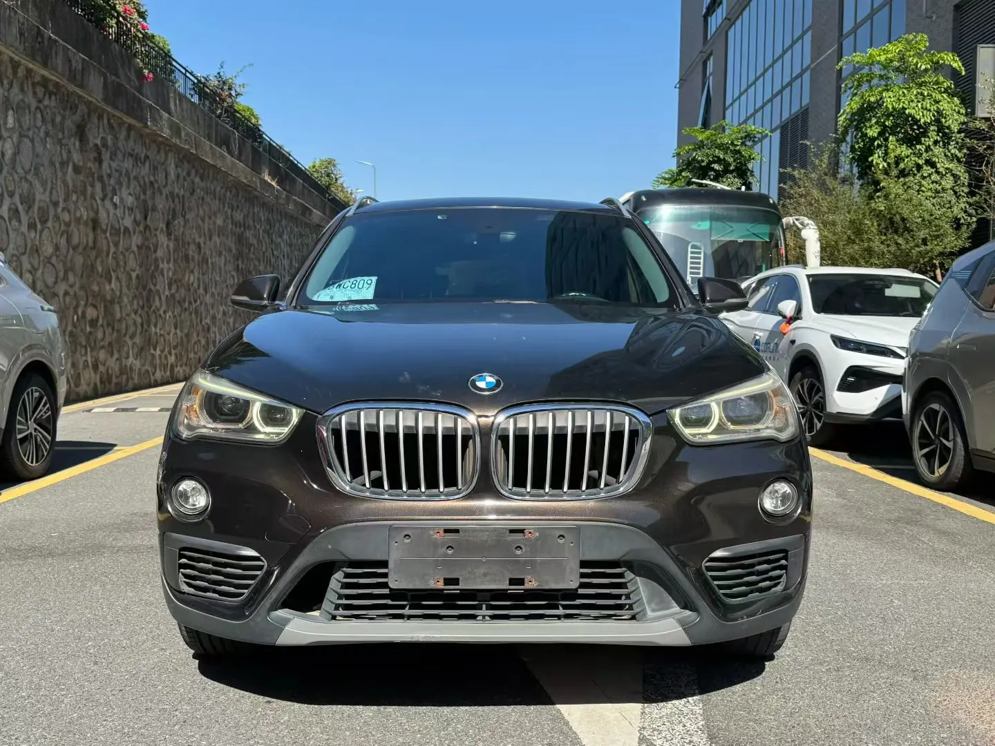 BMW X1  из Китая