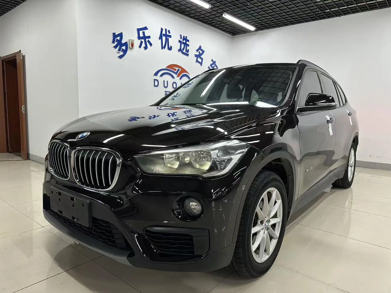 BMW X1  из Китая