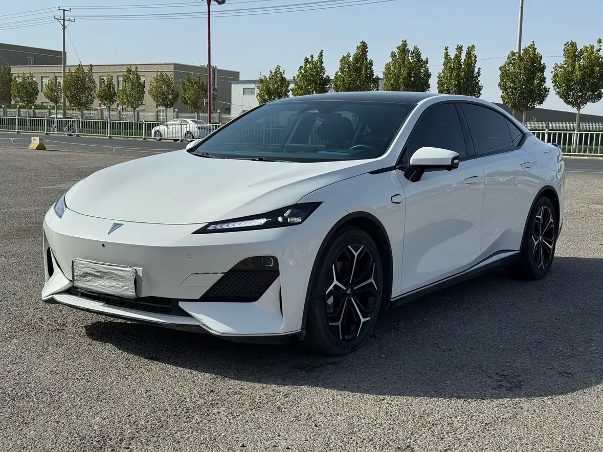 Deepal Dark blue SL03  из Китая