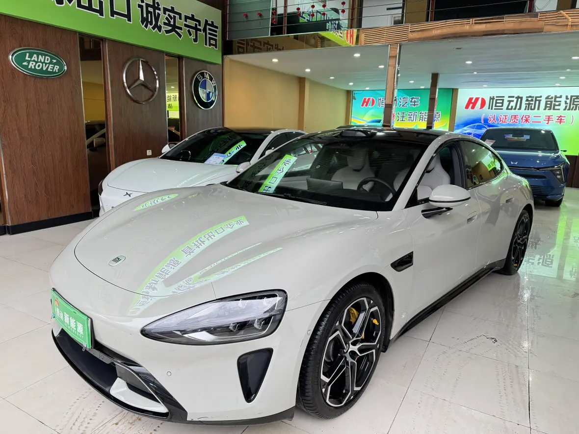 Xiaomi car Xiaomi SU7  из Китая