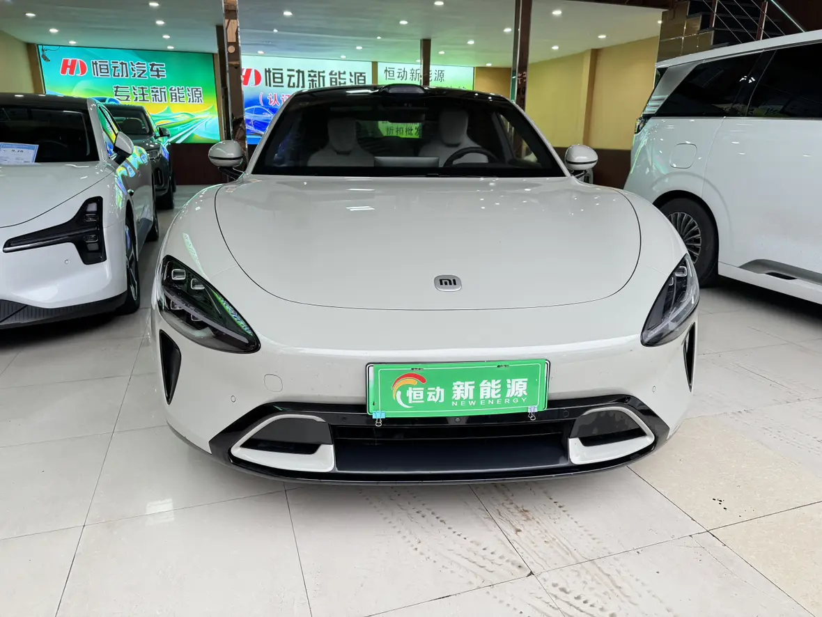 Xiaomi car Xiaomi SU7  из Китая