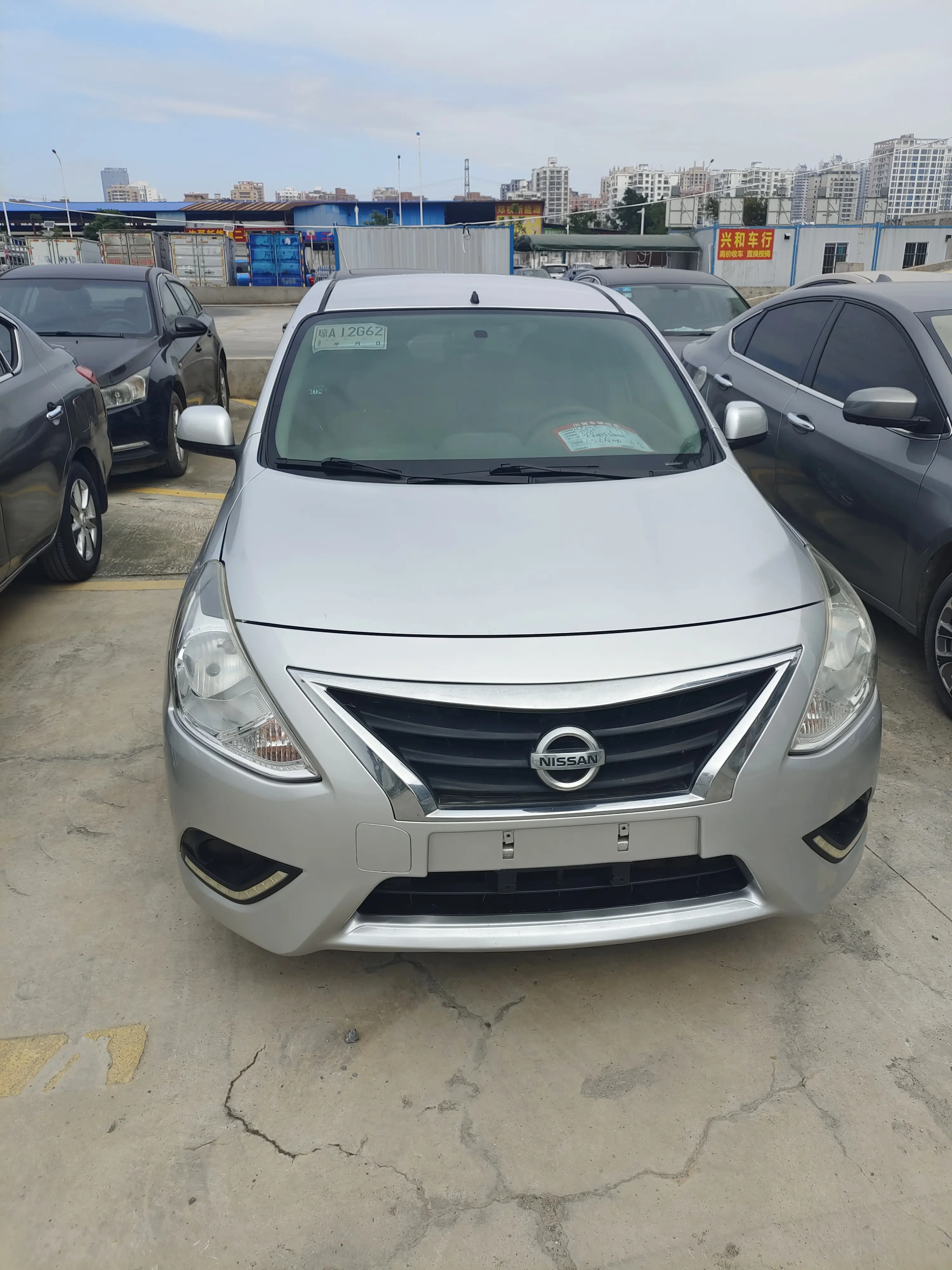 Nissan Sunlight  из Китая