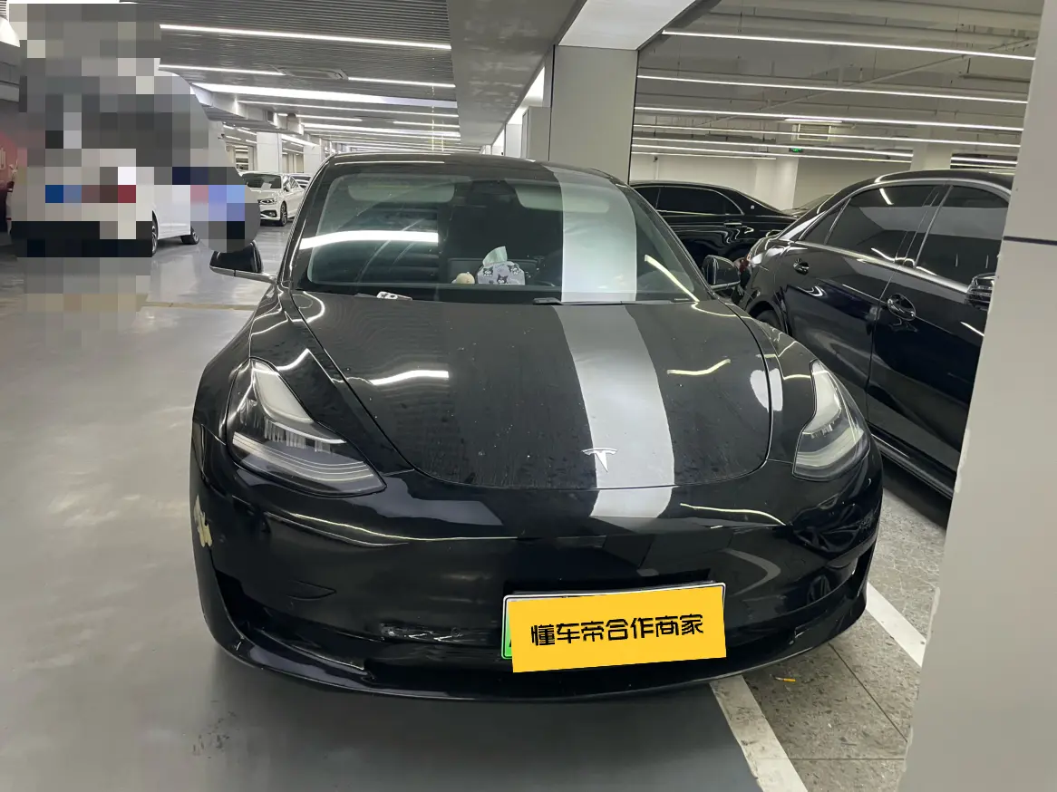 Tesla Model 3  из Китая