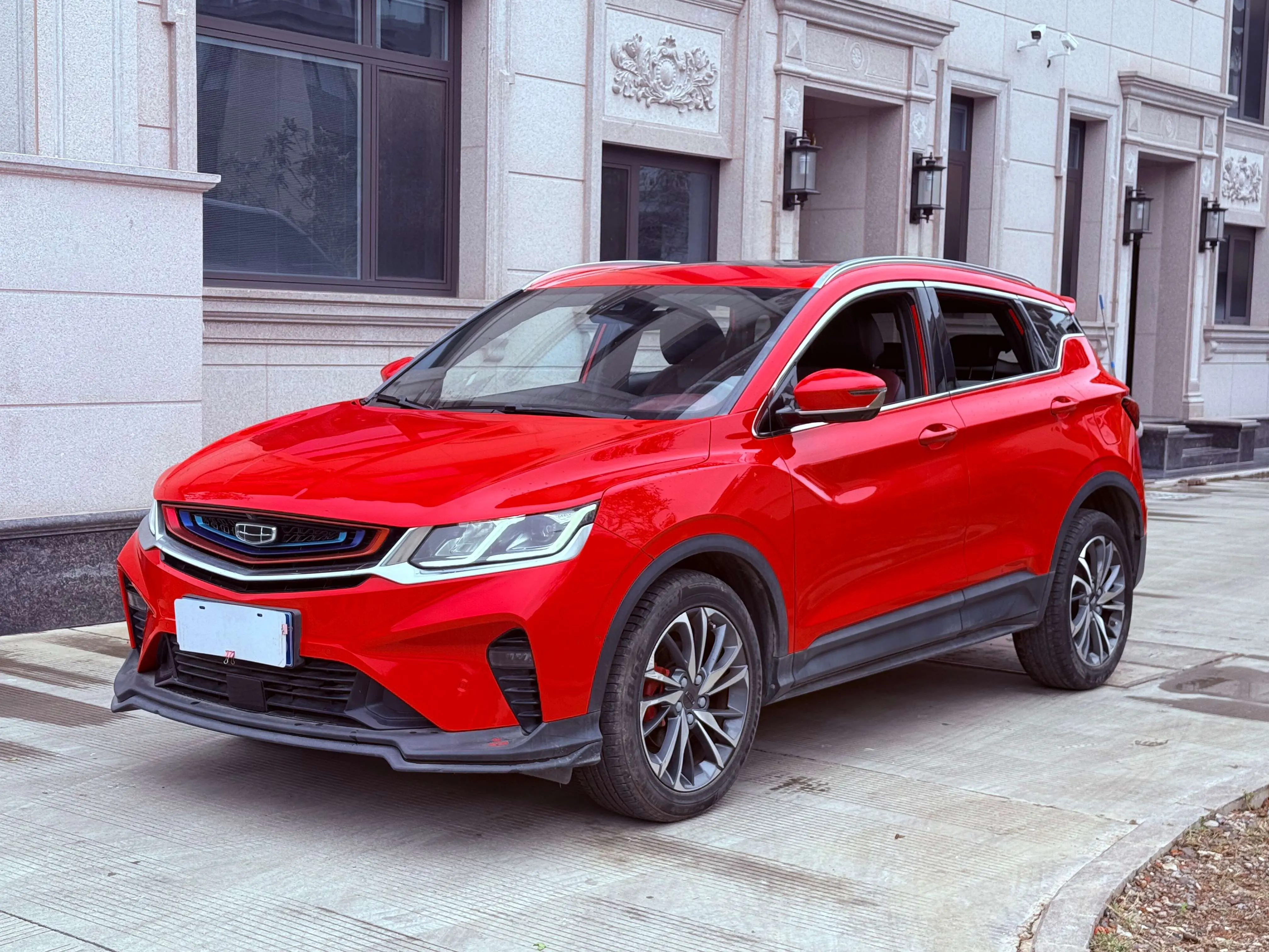 Geely Coolray SX11 (Binyue)  из Китая