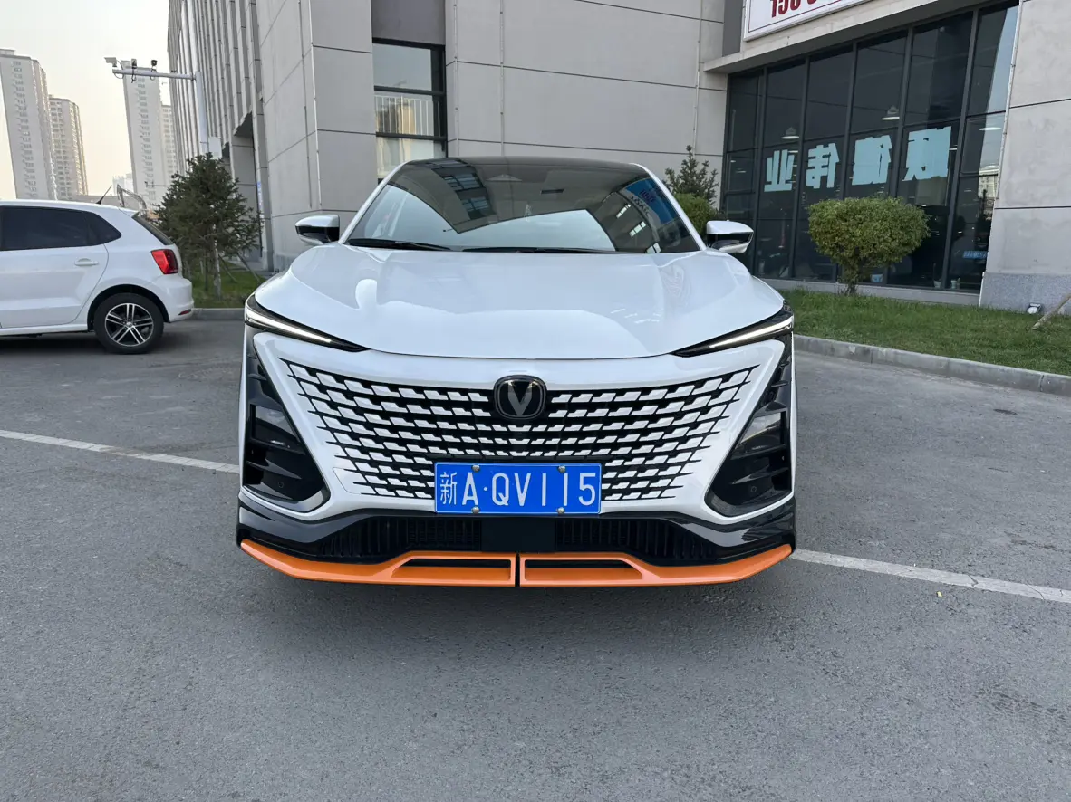 Changan UNI-T  из Китая