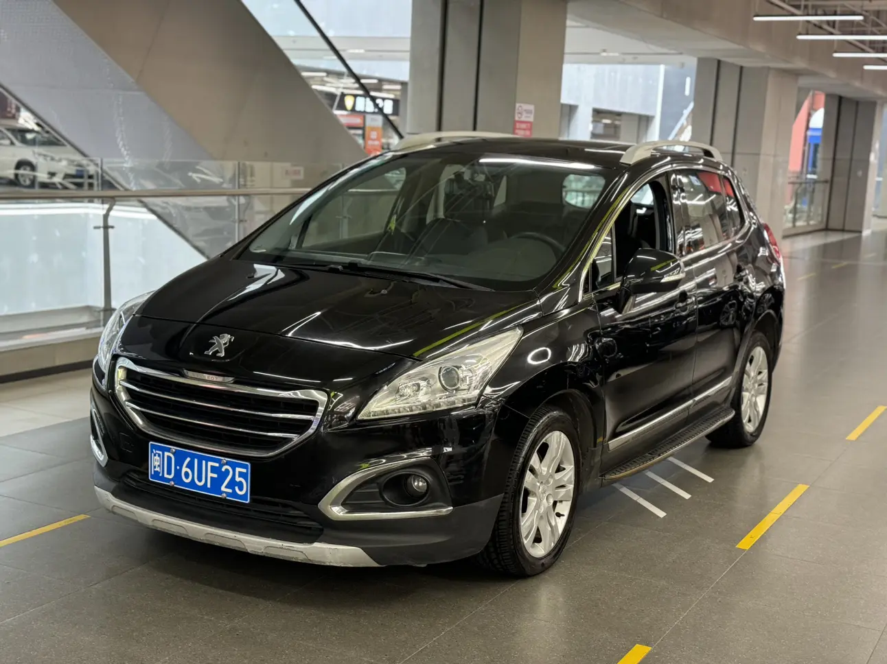 Peugeot 3008  из Китая