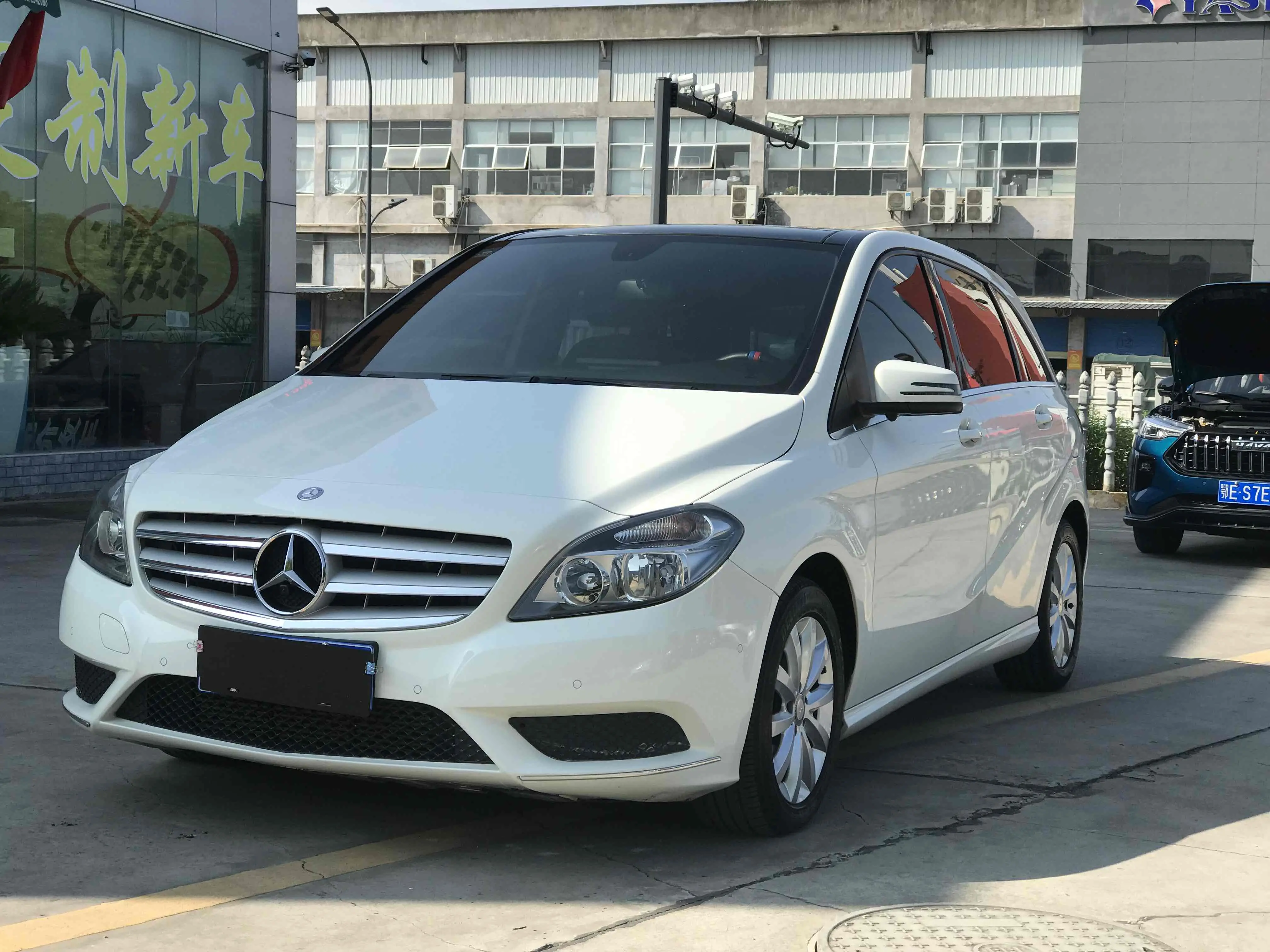 Mercedes-Benz Mercedes Benz B Class  из Китая
