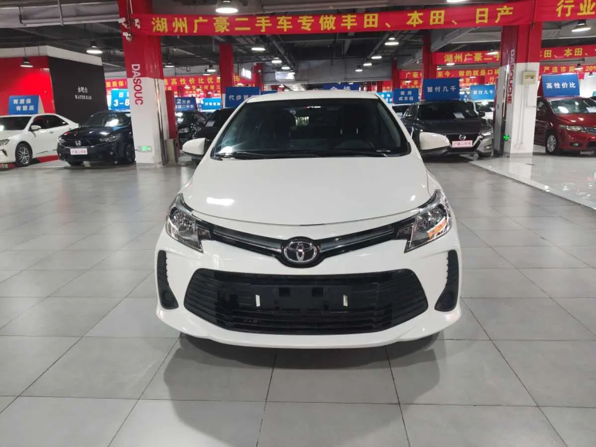 Toyota Vios  из Китая