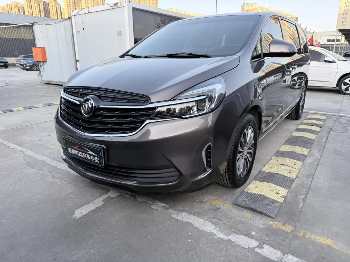 Buick GL8  из Китая