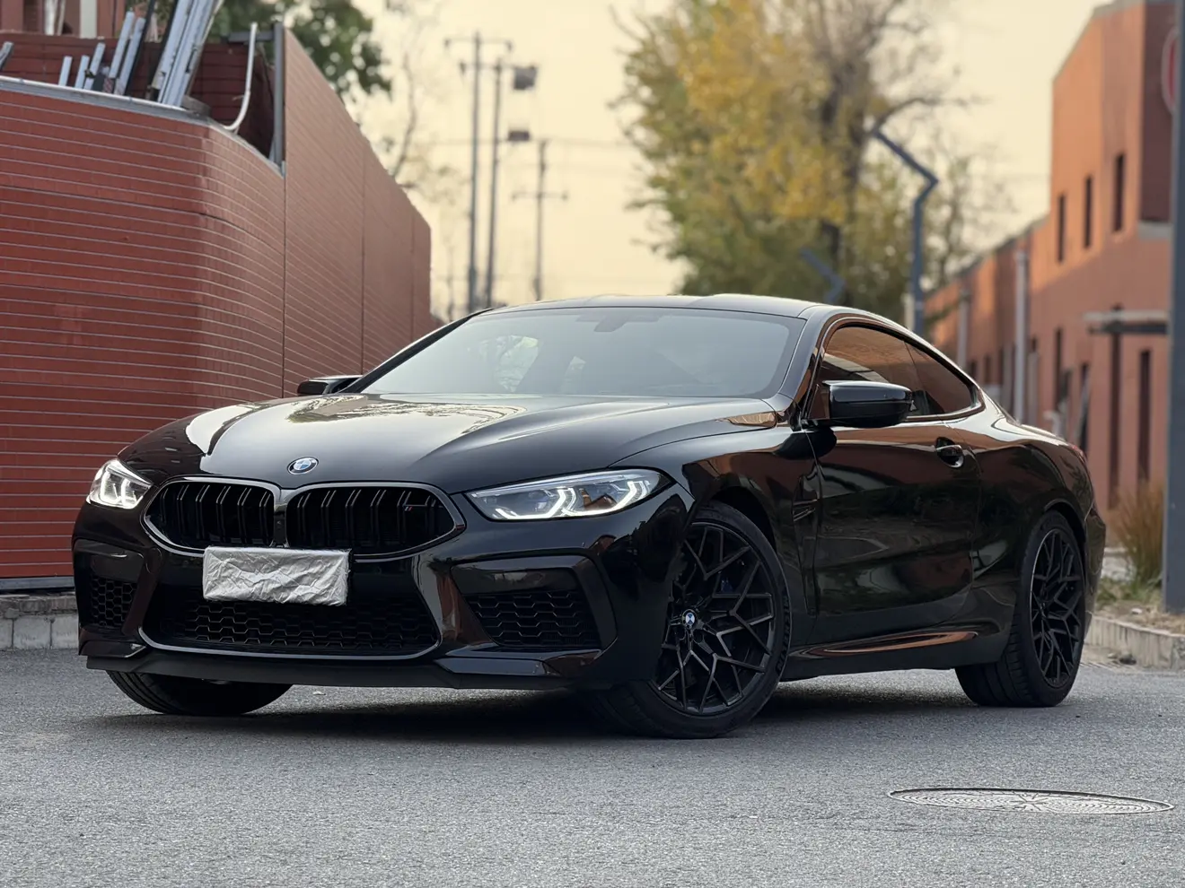 BMW M8  из Китая
