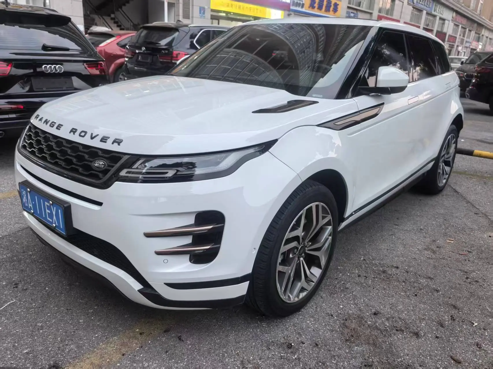 Land Rover Range Rover Evoque  из Китая