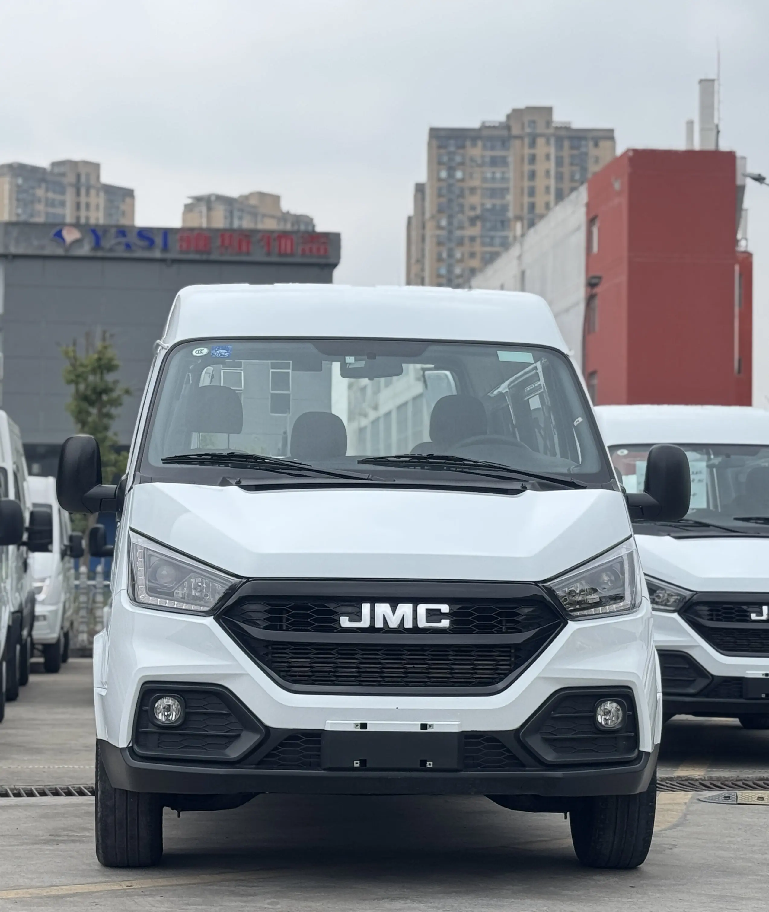 Jiangling Teshun  из Китая