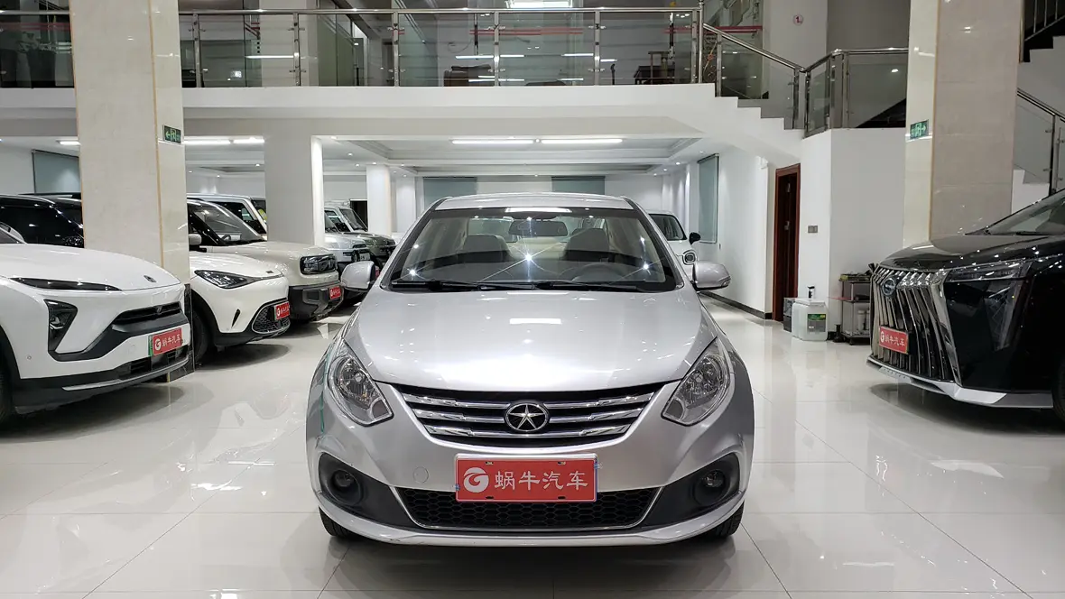 Jiangxi Heyue A30  из Китая