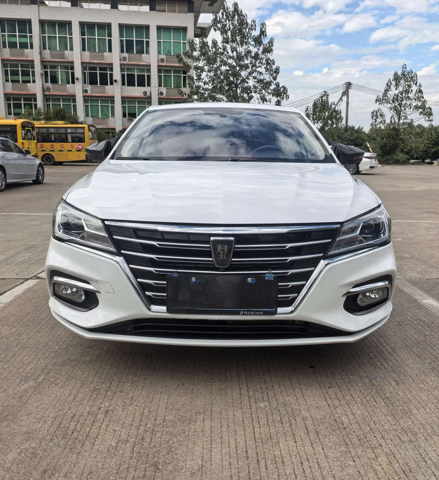 Roewe i5  из Китая