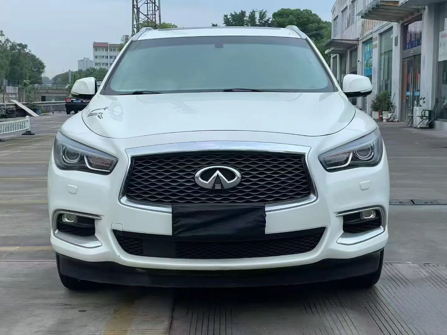 Infiniti QX60  из Китая